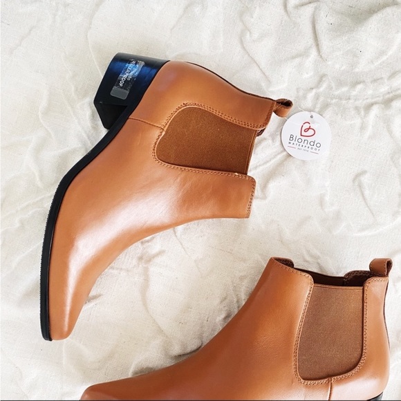 Blondo Emilia Waterproof Ankle Bootie New $162 - Picture 4 of 9